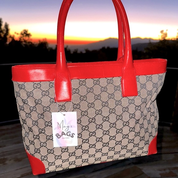 Gucci: Jacquard Monogram GG Red Leather Trimmed Tote Bag - Picture 3 of 17